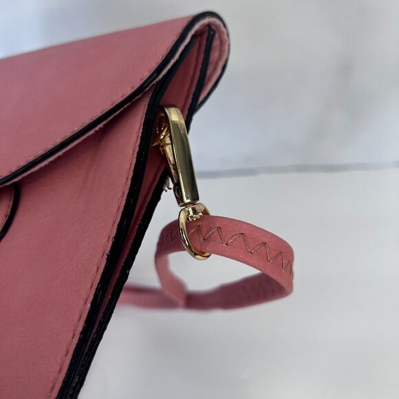 AR New York NEW Smartphone Crossbody Purse Bag Thin NEW Vegan Leather Pink - Picture 6 of 11